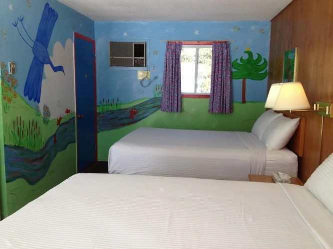 Algonquin Motel