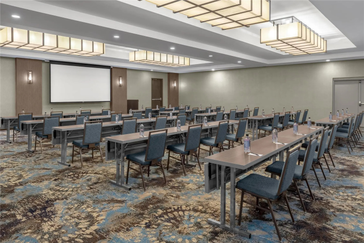 DoubleTree by Hilton Lubbock University Area photo 23