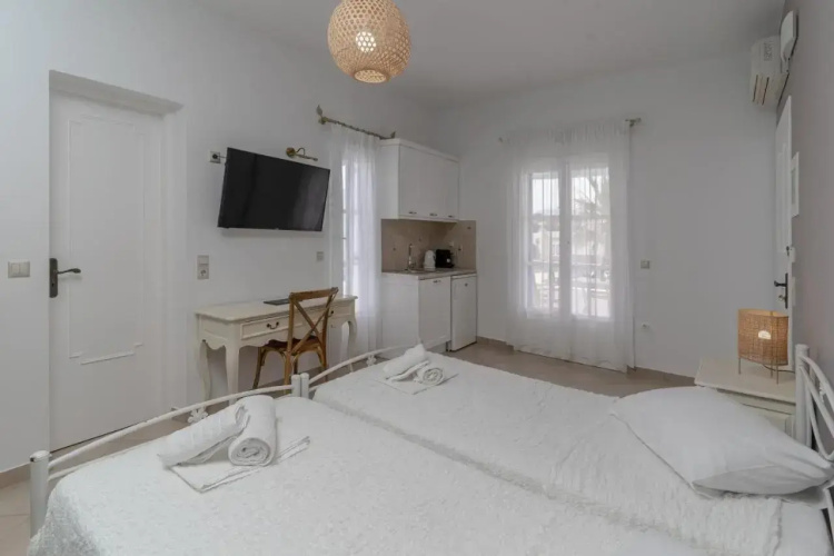 Niriides Hotel