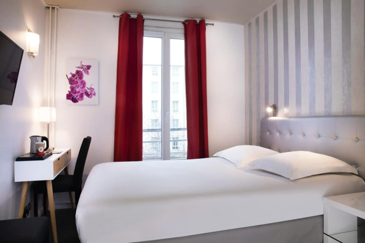 Elysees Union Hotel