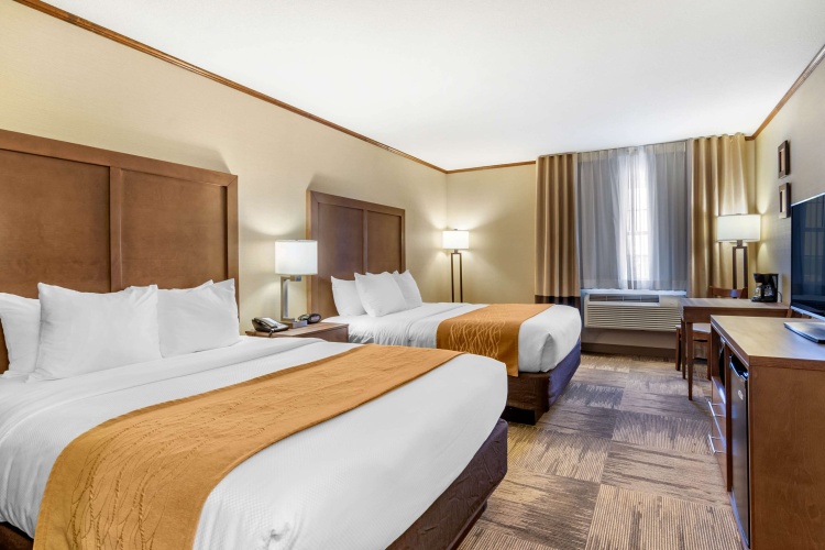 Standard Quadruple room