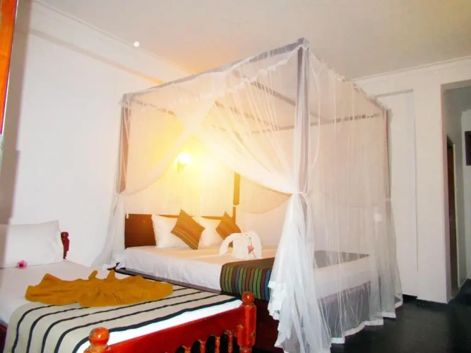 Standard Triple room with balcony and with view