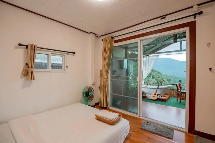 Standard Double room with mountain view