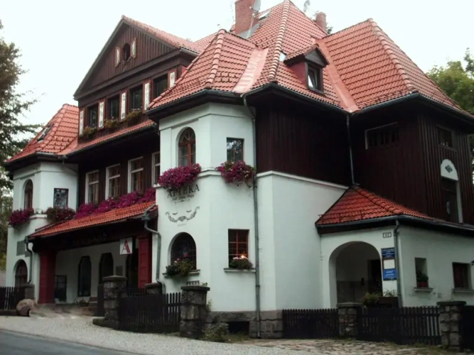 2 Bedrooms Double Apartment