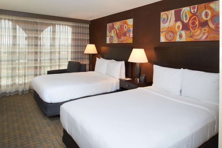 DoubleTree by Hilton Hotel Dallas - Market Center photo 6