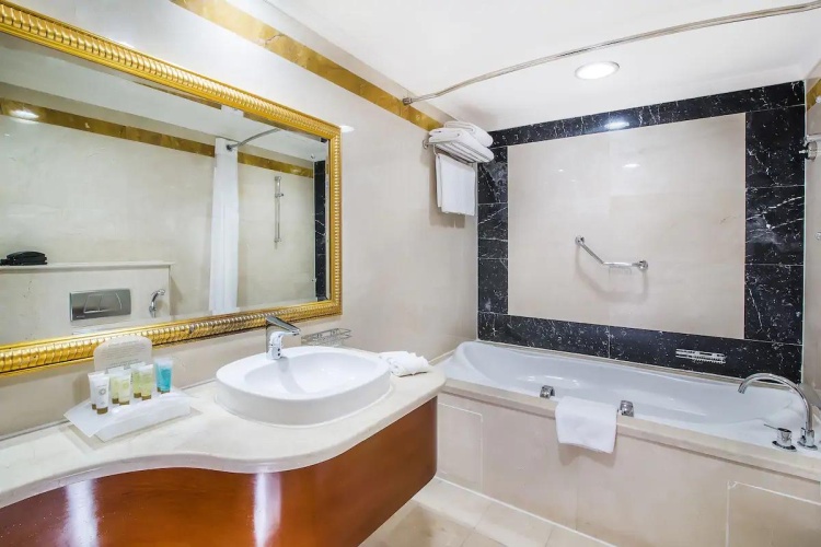 Sunday Holiday International Hotel - Bur Dubai photo 26