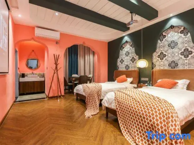 Zixing Chenshe Inn