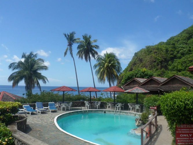 Hummingbird Beach Resort