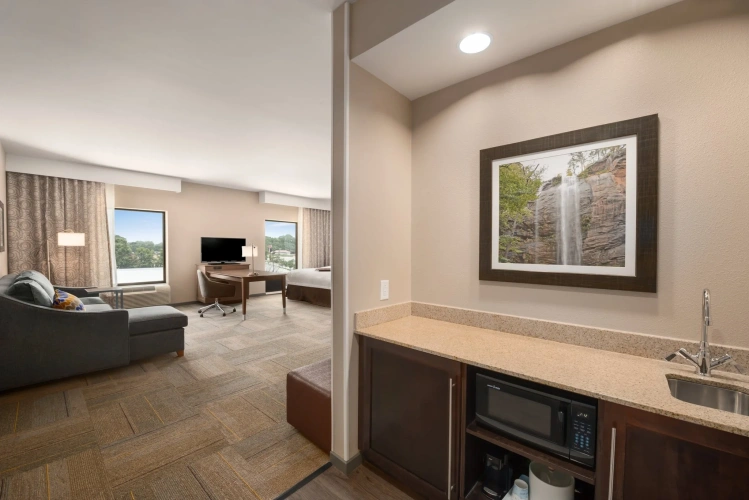 Quadruple Suite
