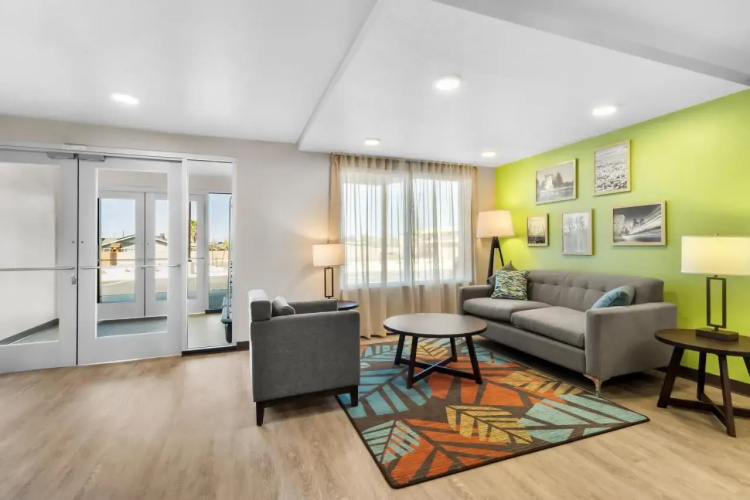 Woodspring Suites Palmdale - Lancaster