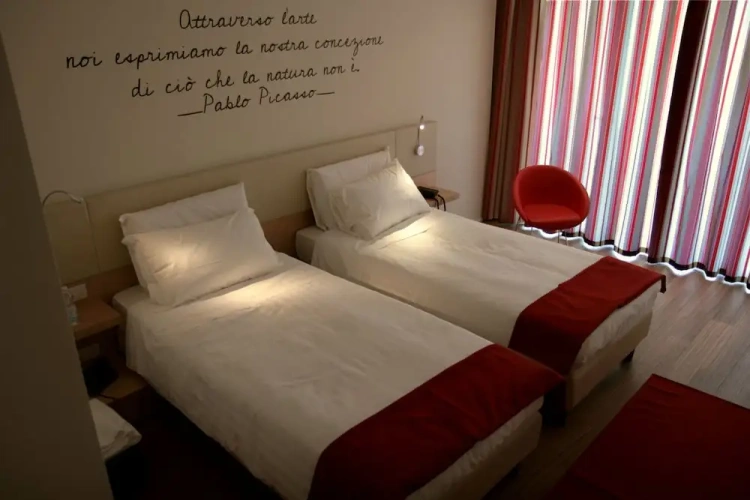 Standard Twin room