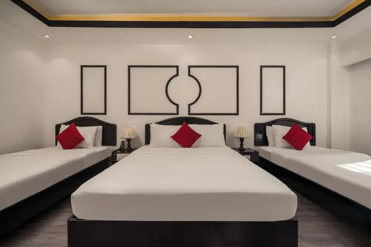 Fusion Point Hotel