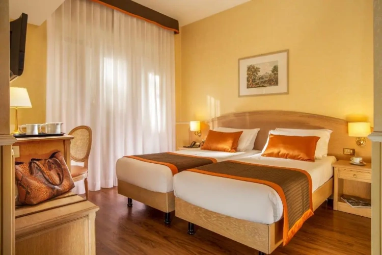 Omnia Classic Twin room