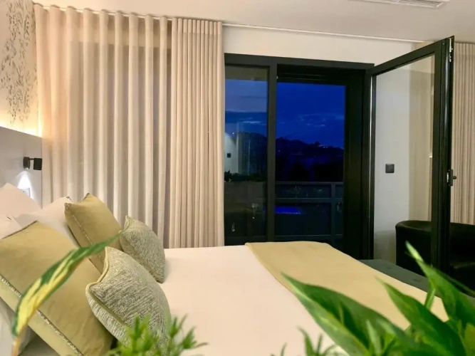 Deluxe Double room with balcony