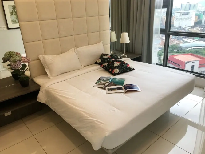 2 Bedrooms Apartment