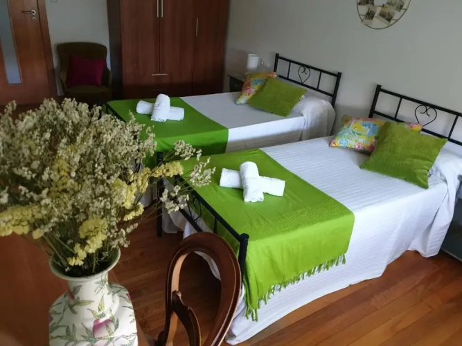 3 Bedrooms Apartment