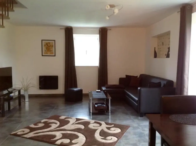 Deluxe Apartment