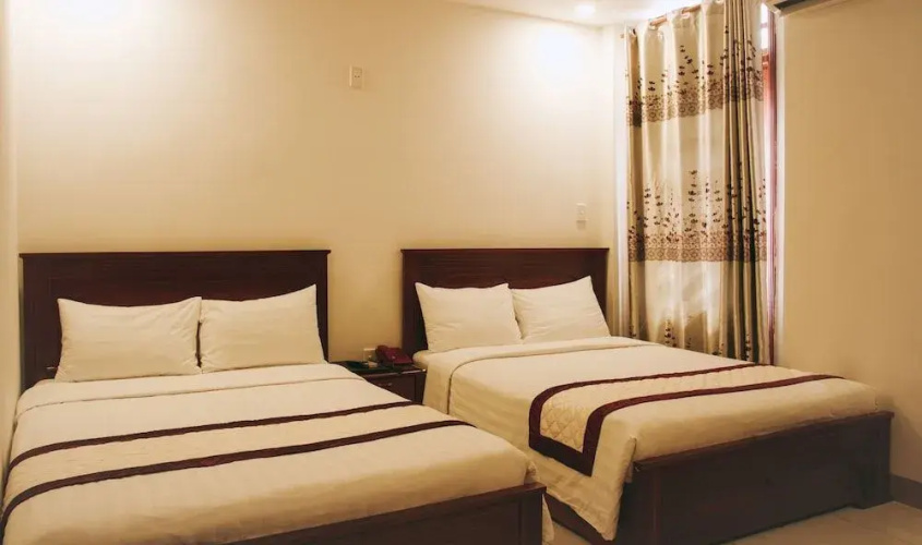 Bright Hotel
