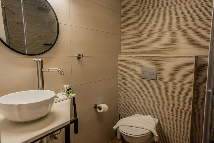 Goland Hotel