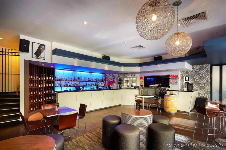 ibis Perth