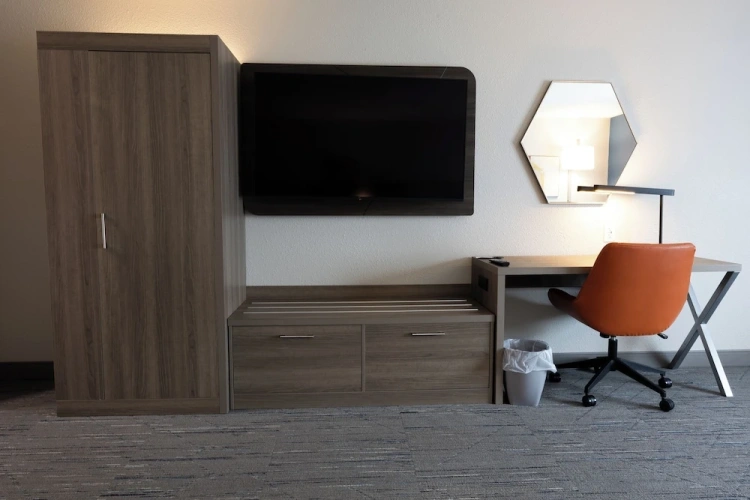 Quadruple Suite