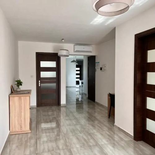 F4-2 Room 2 single beds shared bathroom