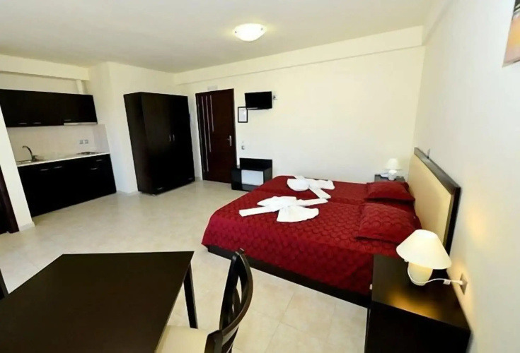 Golden Rose Suites