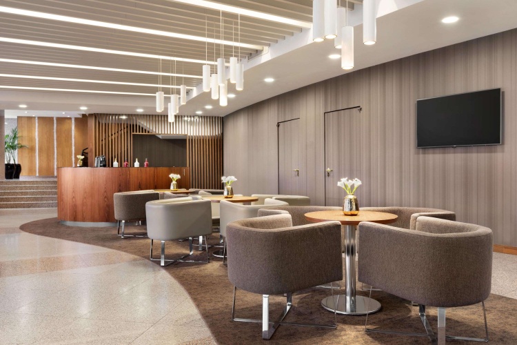 Ramada by Wyndham Lisbon photo 18