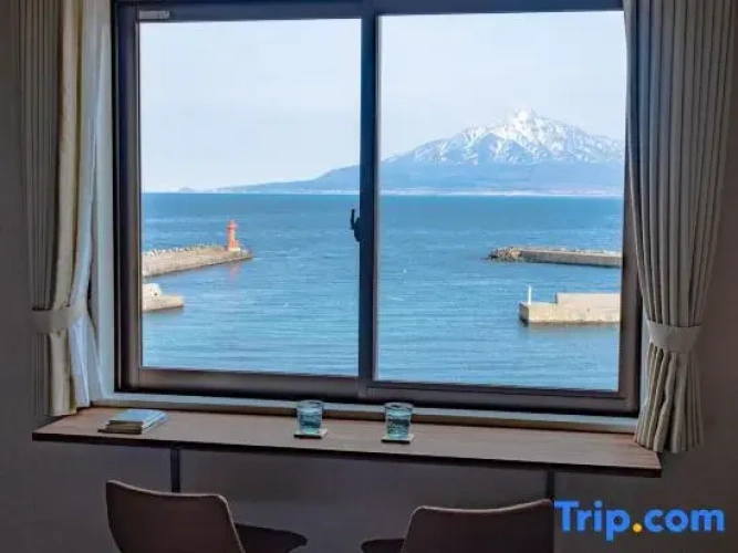 Premium Twin room with ocean view