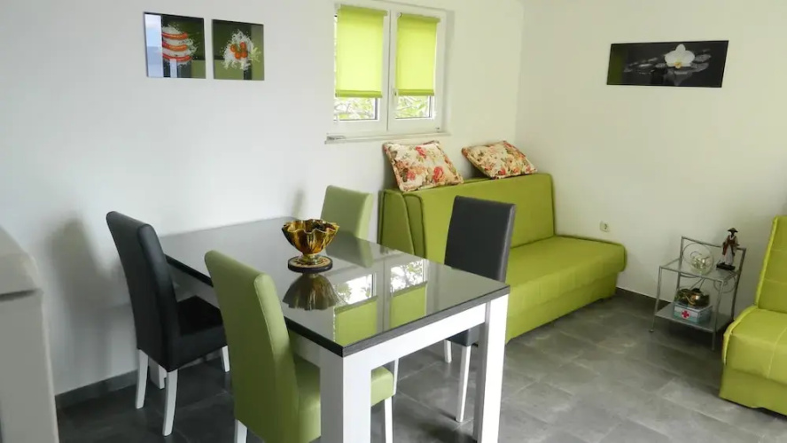 Apartments Marinovic