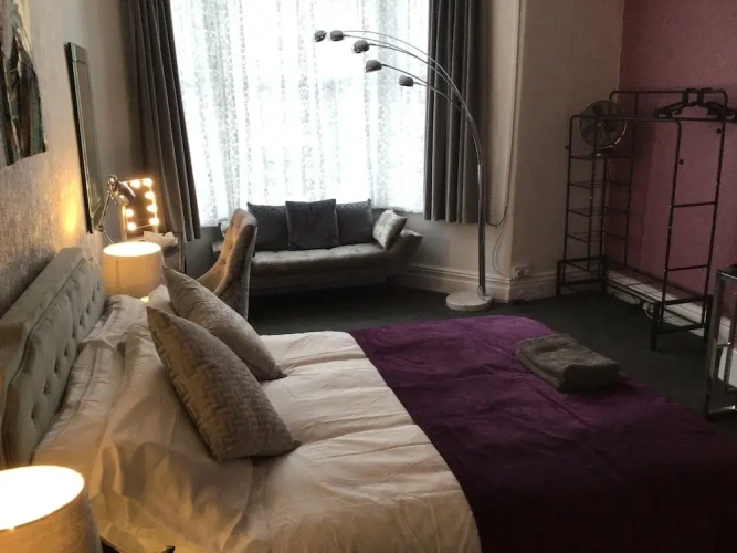 Deluxe Double room with city view