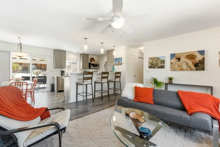 3 Bedrooms Cottage