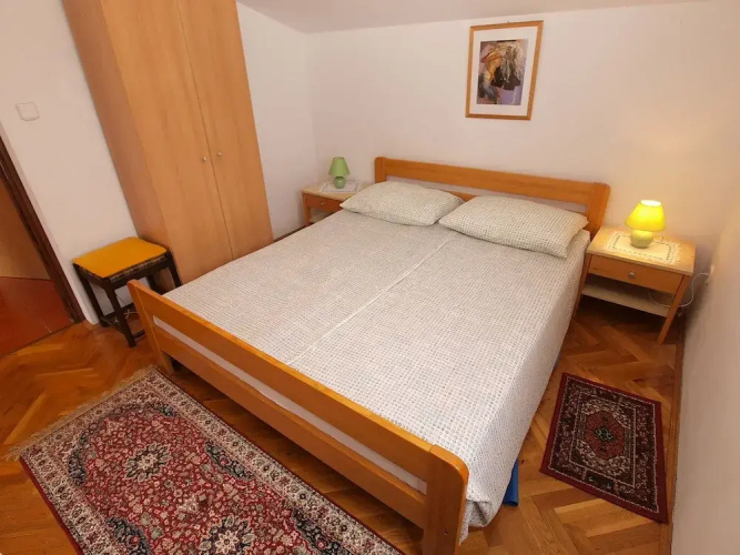 Apartment 297