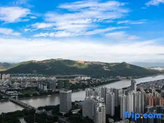 Yiduo International Hotel