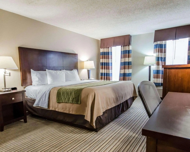 Clarion Pointe Corydon