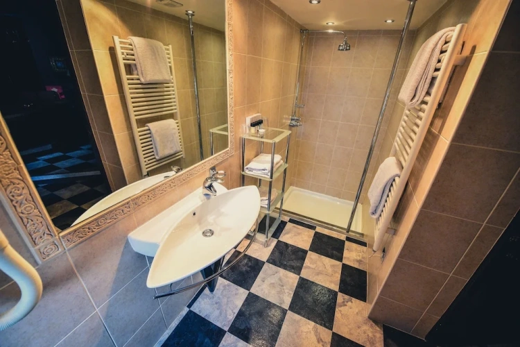 Deluxe Double Suite