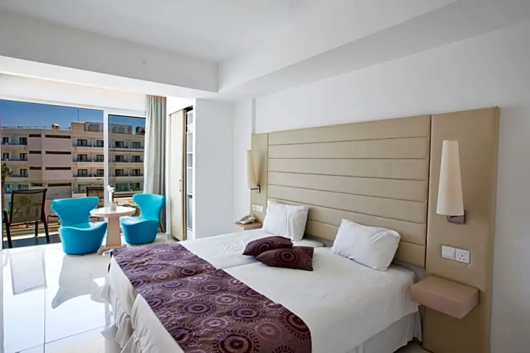 Superior Double room with inland view