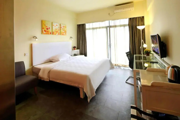 Binjiang Hotel