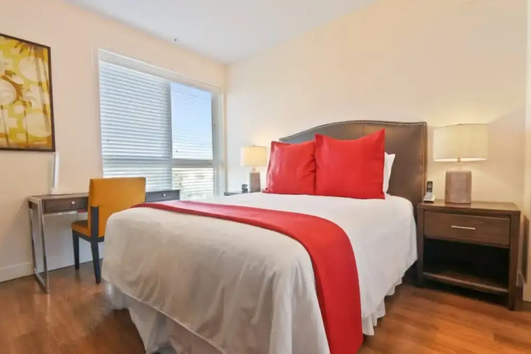 Global Luxury Suites at Koreatown