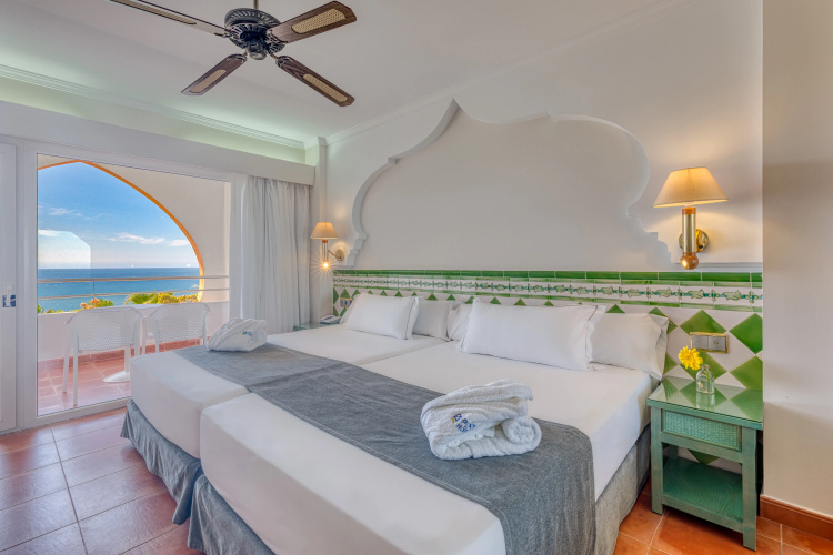 Playacalida Hotel