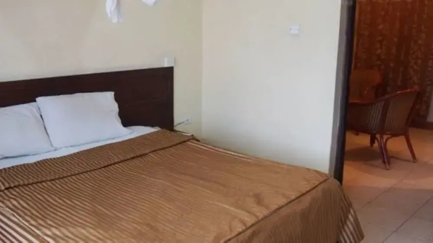 Avenue Suites Hotel