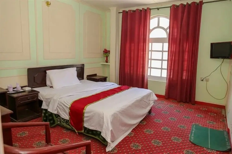 Standard Single room with land view