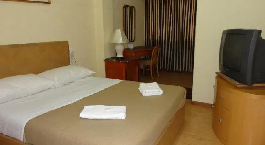 Pristine Hotel