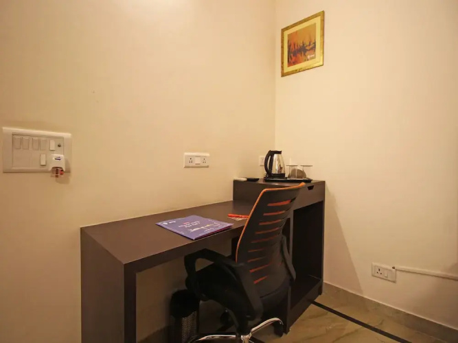 Cosy Tree Rooms by OYO Rooms