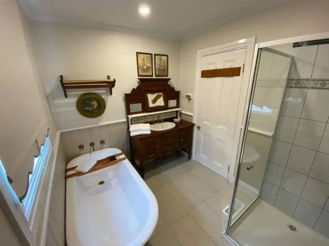 Glendale Cottage
