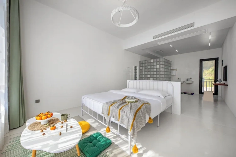 Standard Double room with land view