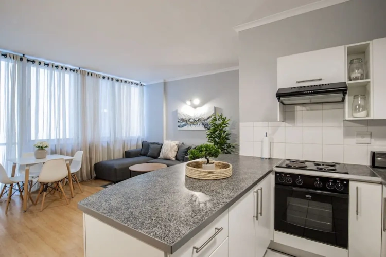 2 Bedrooms Apartment