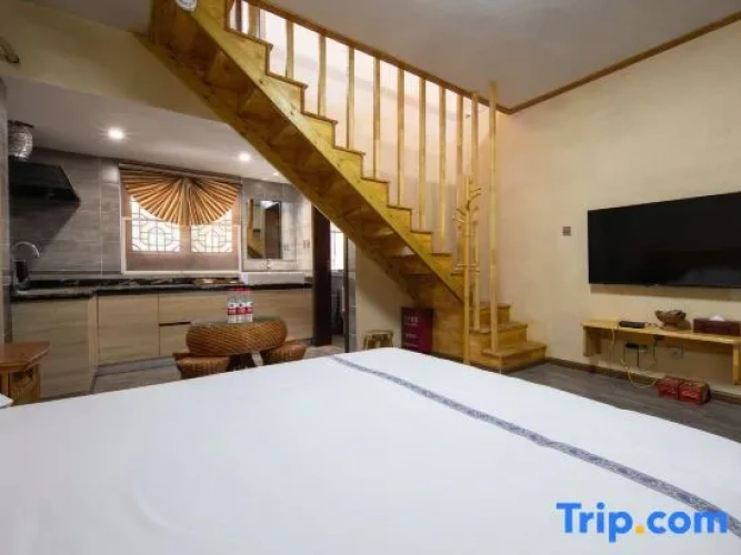 Deluxe Family Duplex Suite