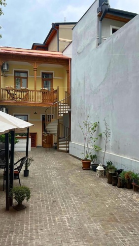 Standard Double room with balcony and with courtyard view
