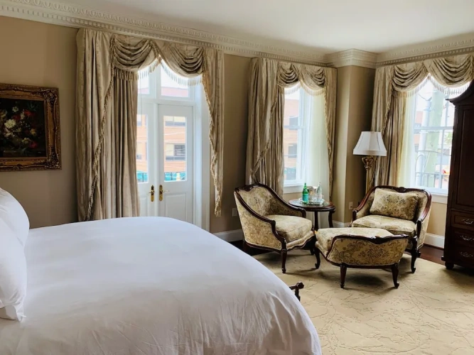Double Suite